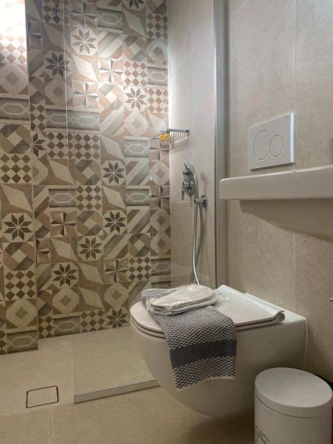Libera Private Rooms Parga Exterior foto